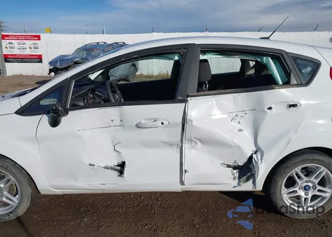 2018 Ford Fiesta Se z USA, uszkodzony, nr VIN 3FADP4EJ2JM129349